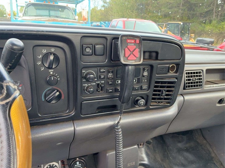 1997-dodge-ram-chassis-cab-flatbed-image-20