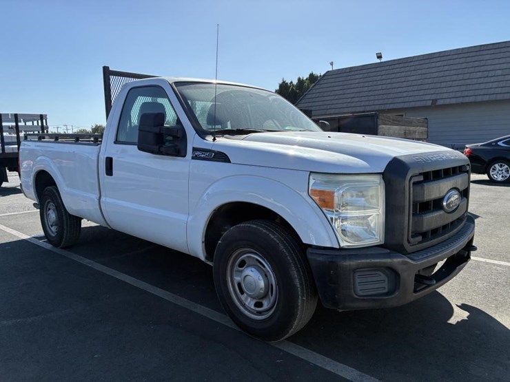 2012-ford-f250-image-2