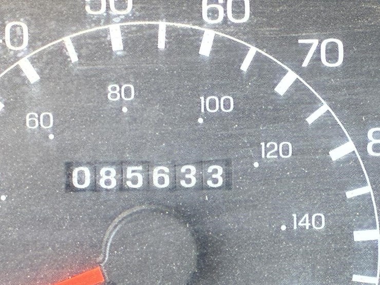 2010-ford-f650-image-18