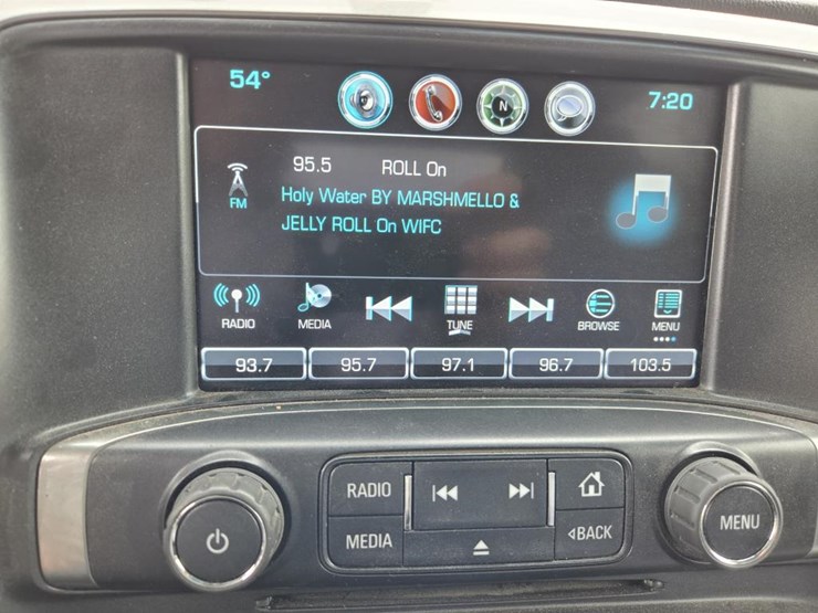 2018-chevrolet-2500-image-44