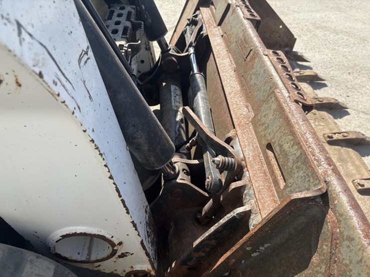 2019-bobcat-t650-image-33