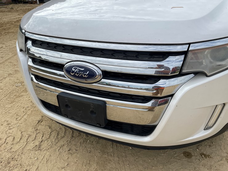 2011-ford-edge-image-14