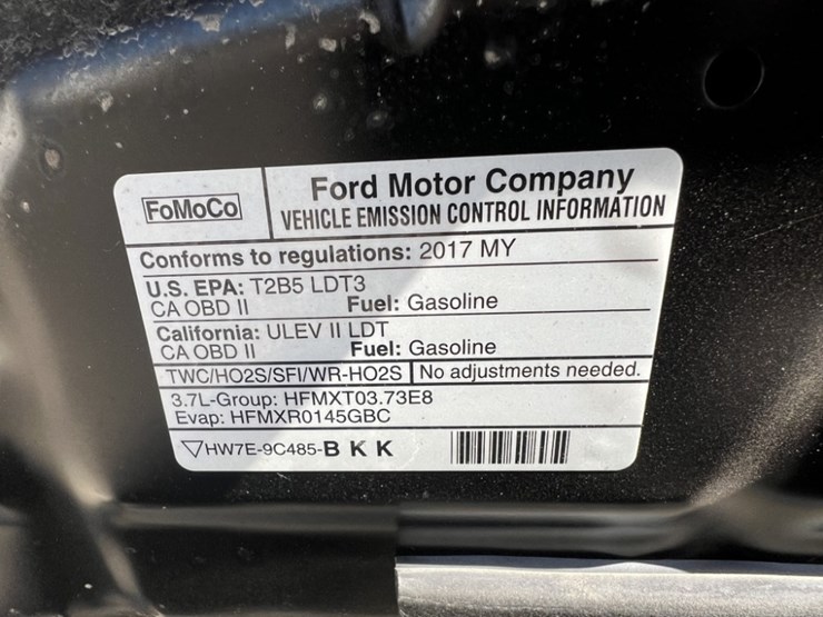 2017-ford-explorer-image-14