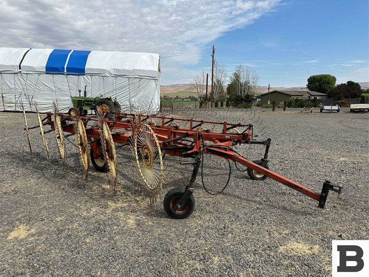 hesston-3980-image-13
