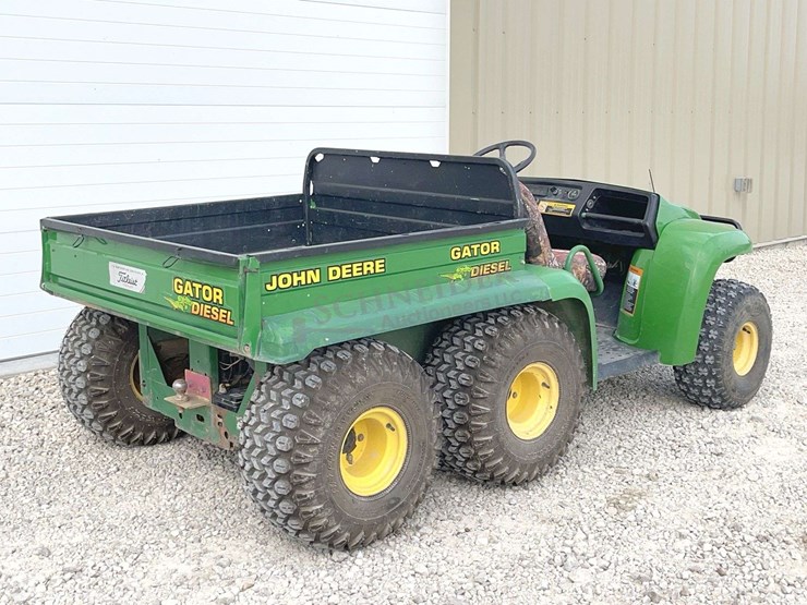 john-deere-gator-image-6