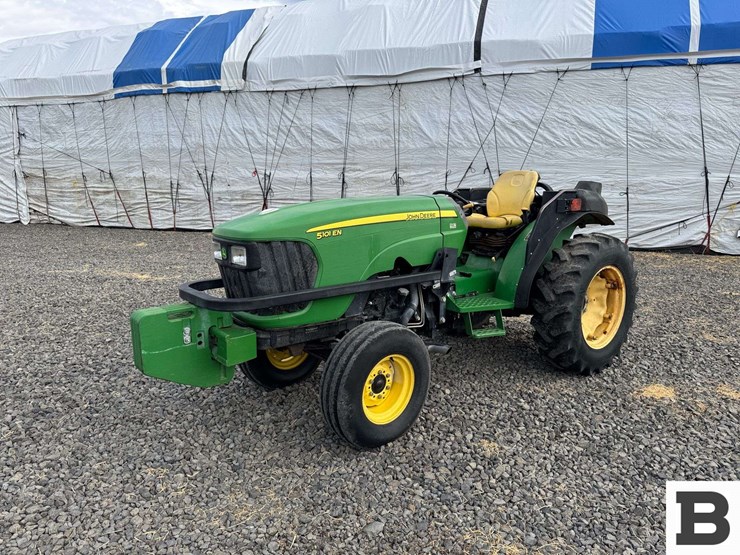 john-deere-5101en-image-1
