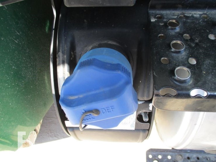 2016-international-durastar-4300-image-15