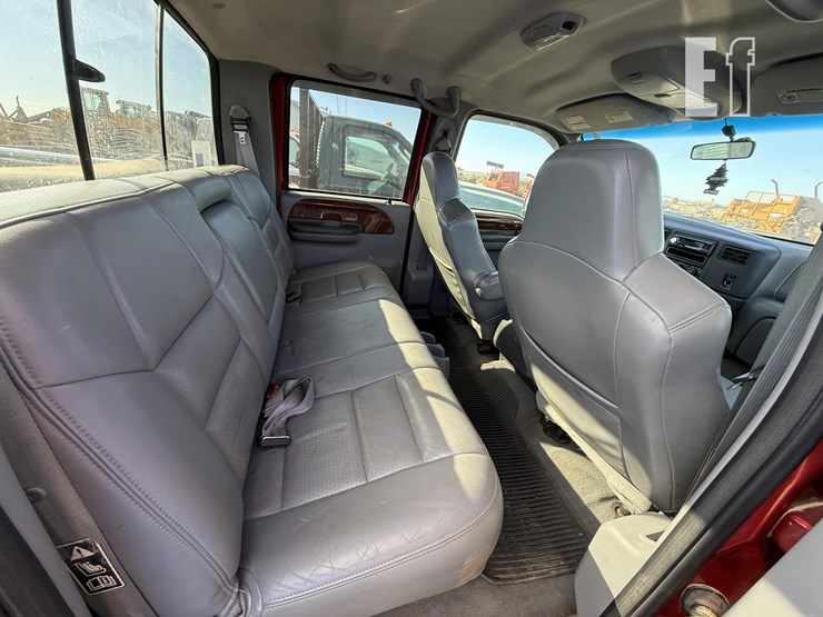 2002-ford-f250-lariat-image-25