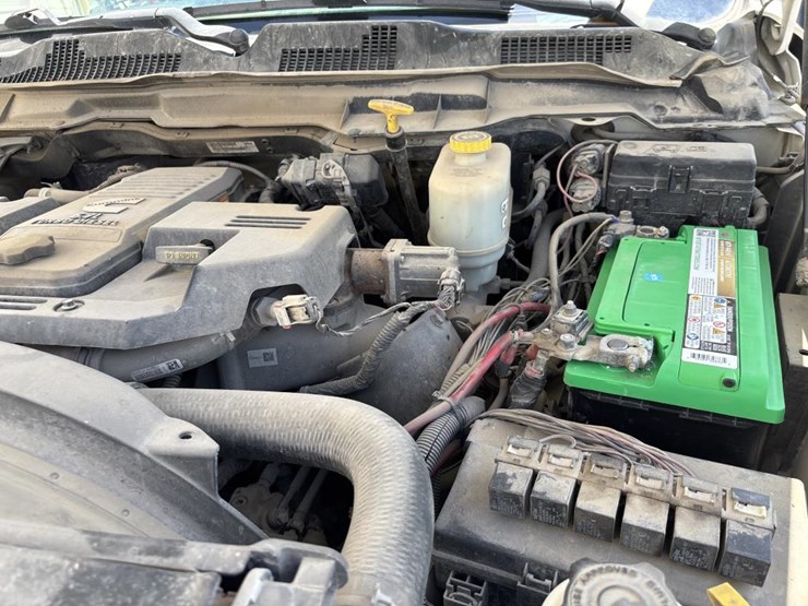 2016-dodge-ram-5500-image-19