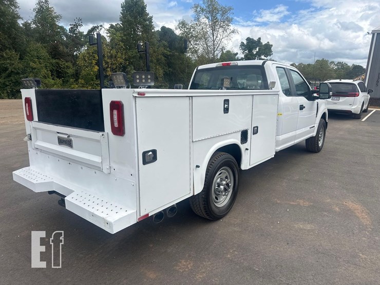 2019-ford-f350-sd-xl-image-9