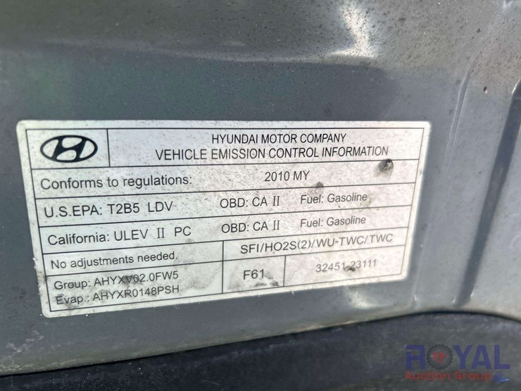 2010-hyundai-elantra-touring-sedan-image-10