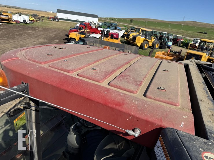 2004-case-ih-8010-image-39