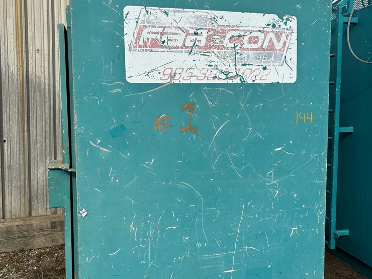 #132-•-6ft-x-6ft-aluminum-offshore-toolhouse-image-1