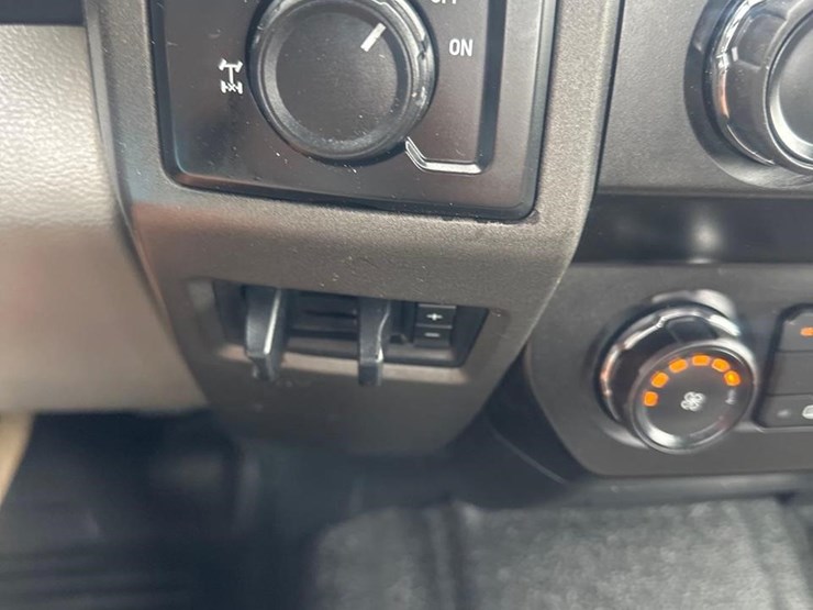 2019-ford-f350-sd-xl-image-22