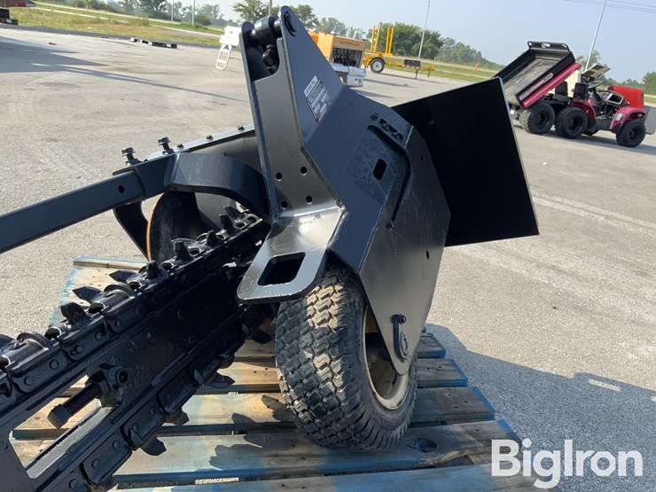 2007-ditchwitch-skid-steer-trencher-image-17