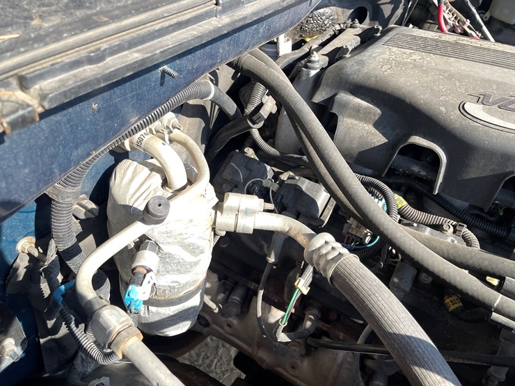 2002-chevrolet-silverado-2500hd-image-91