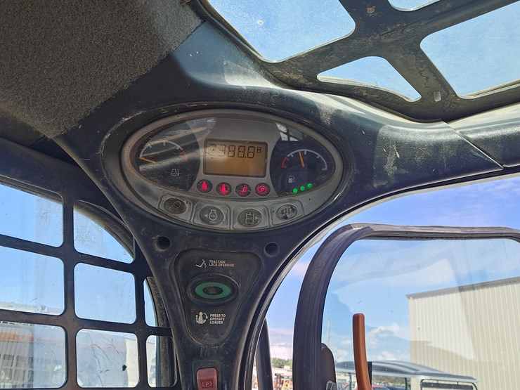 2018-bobcat-t770-image-12