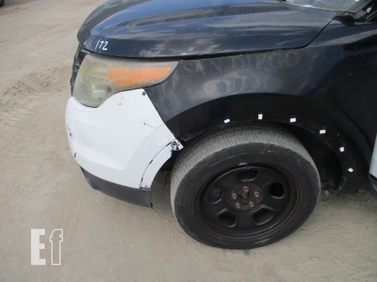 2014-ford-explorer-image-13