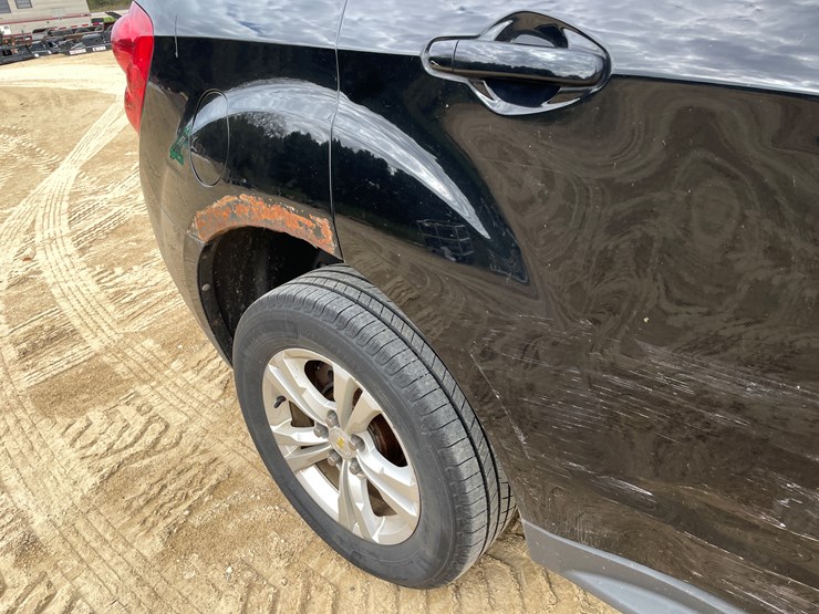 2012-chevrolet-equinox-lt-image-22