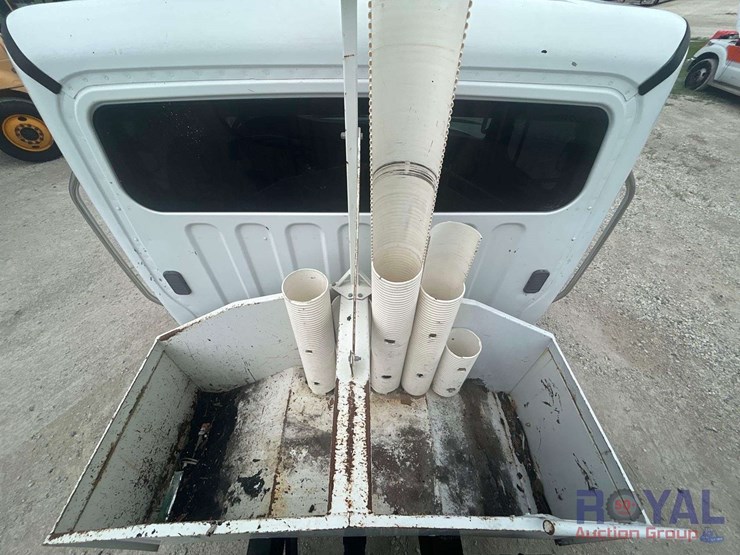 2012-freightliner-m2-106-asphalt-pothole-patcher-truck-image-27