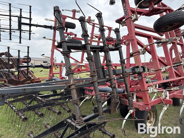 wil-rich-36’-quad-5-field-cultivator-w/harrow-image-20