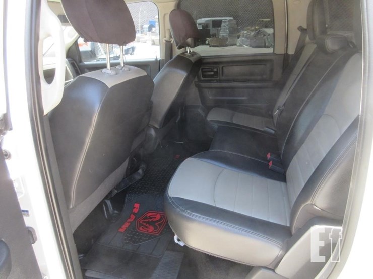 2011-dodge-3500hd-image-9