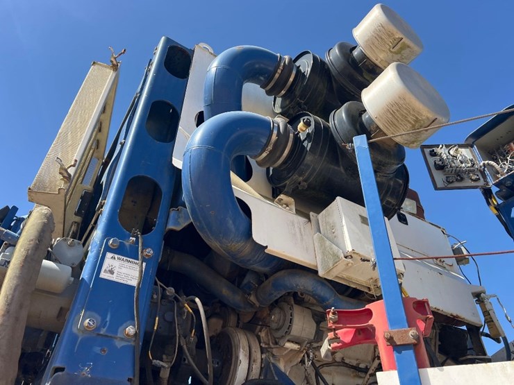 2008-peterson-5000h-whole-tree-chipper-image-14