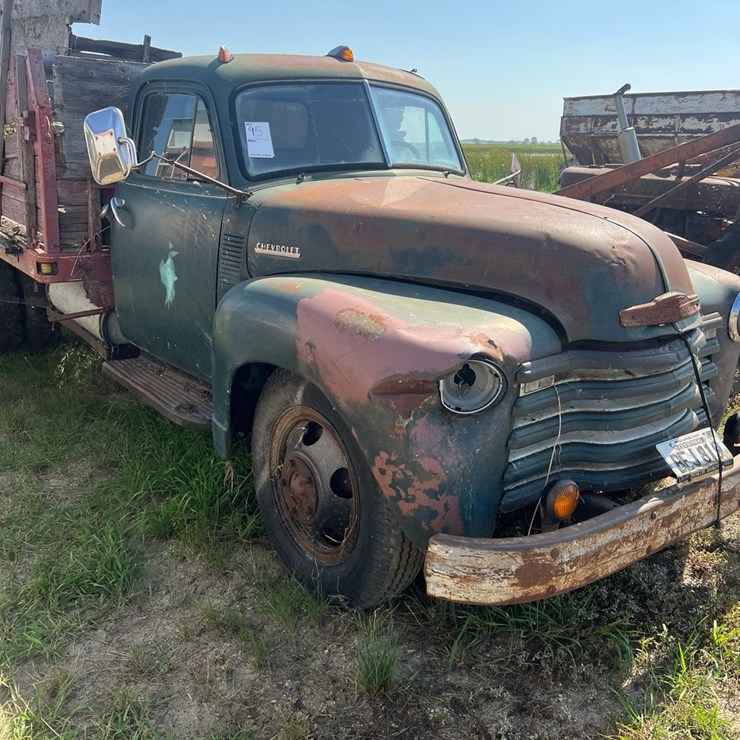 Old truck from early 50’s, not running
