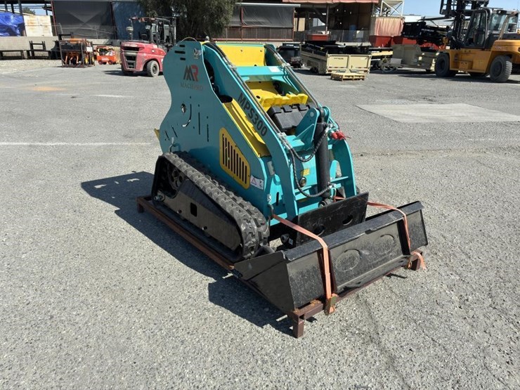 2024-mach-pro-mps300-skid-steer-image-2