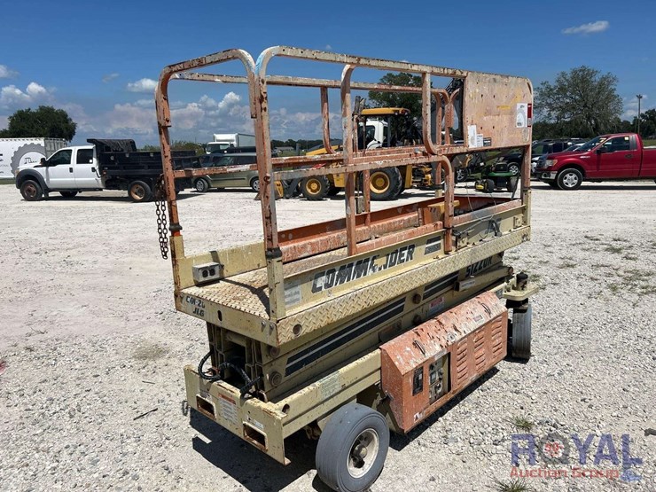 1996-jlg-commander-cm2033-20ft-electric-scissor-lift-image-3
