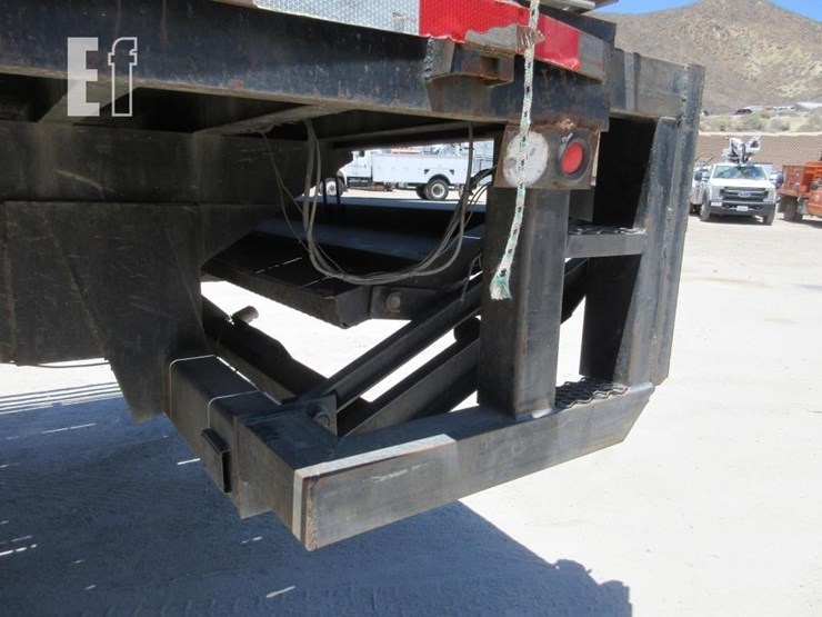 2014-international-durastar-4300-image-16