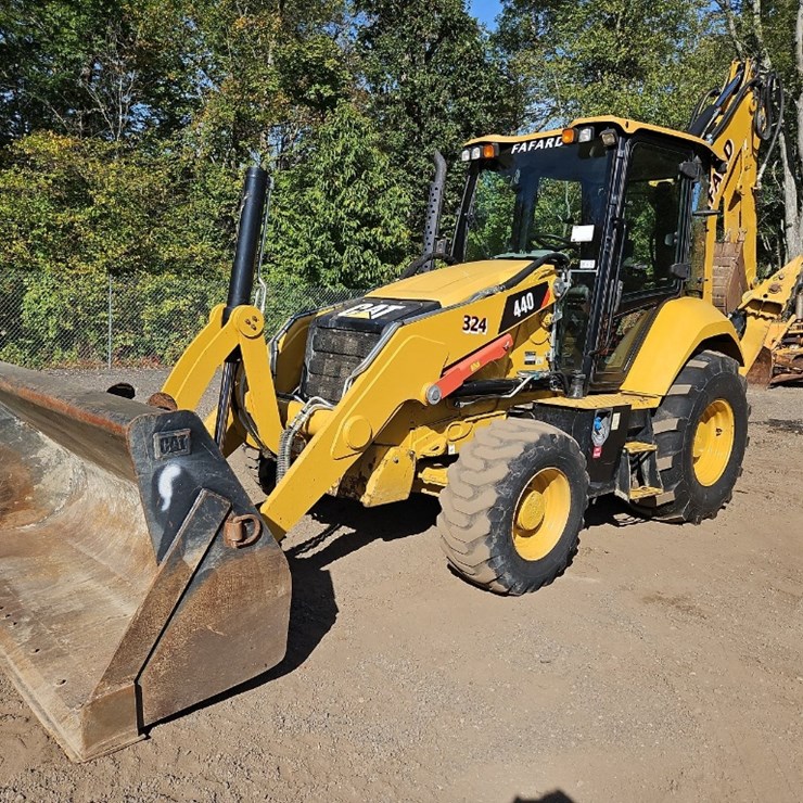 2022 CATERPILLAR 440