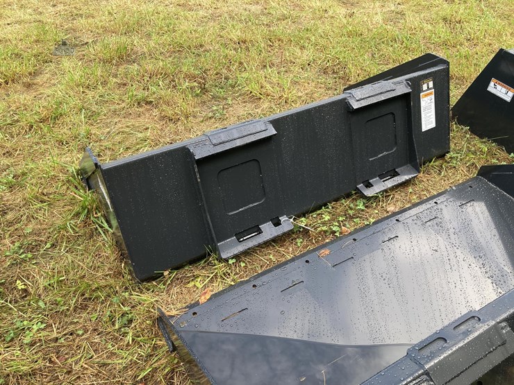 wolverine-tdb-11-72w-74"-skid-steer-bucket-image-2
