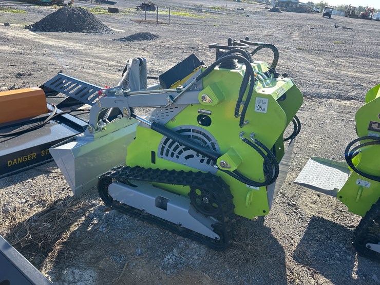 #53-•-2025-landhero-ldh-t460-mini-track-skid-steer-image-3