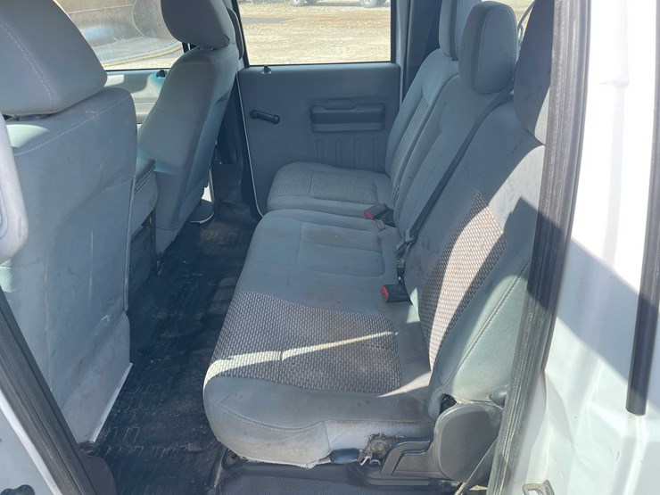 2011-ford-f250-xl-image-81
