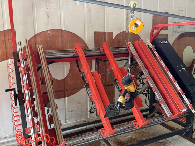 #105-•-2025-pallet-nailer-image-9