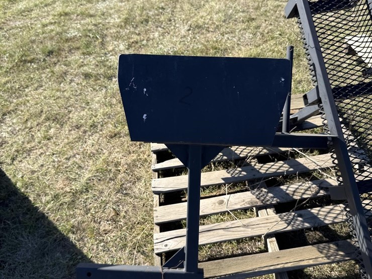 10-x-reciver-hitch-bin-image-4