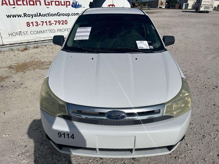 2008-ford-focus-sel-sedan-image-23