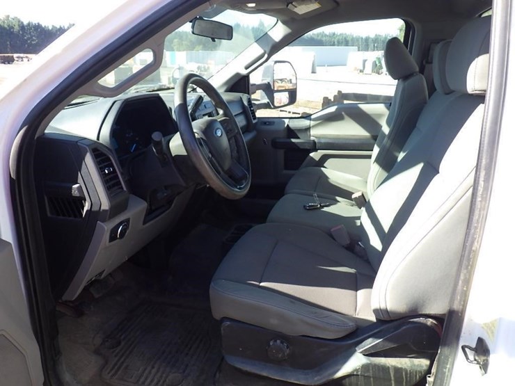 2019-ford-f350-image-24