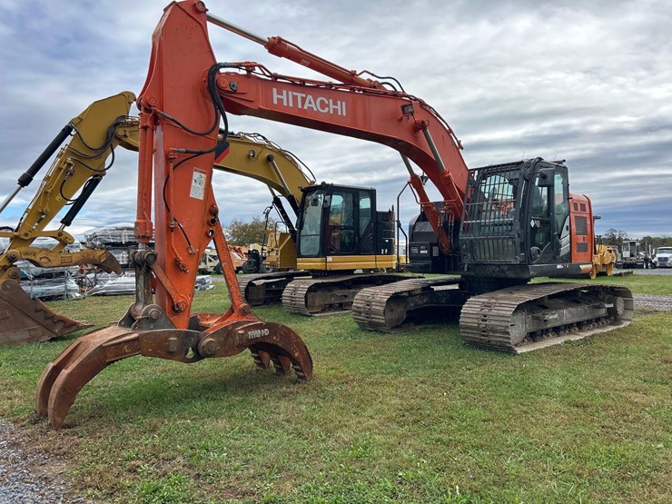 2017-hitachi-zx245us-lc-6n-image-1