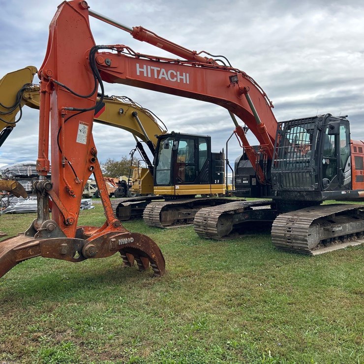 2017 HITACHI ZX245US LC-6N