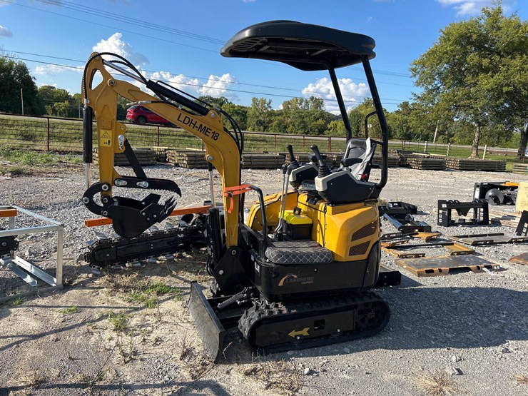 #34-•-2025-landhero-ldh-me18-mini-excavator-image-1