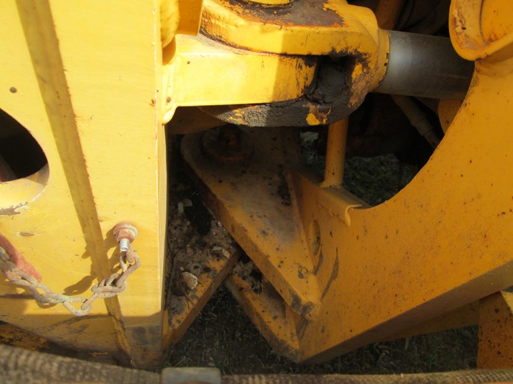 volvo-g720b-image-8