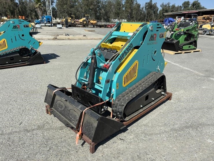 2024-mach-pro-mps300-skid-steer-image-1