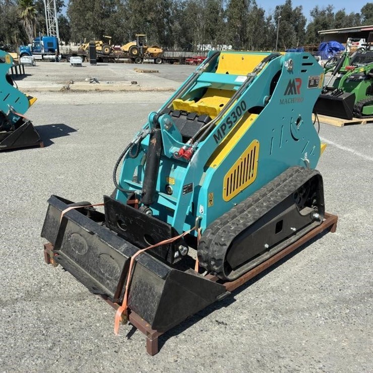 2024 Mach Pro MPS300 Skid Steer