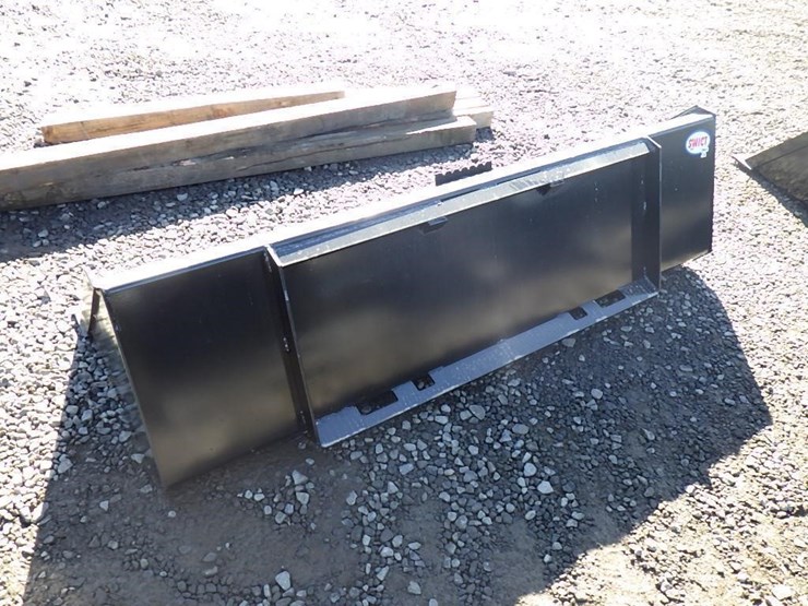 swict-skid-steer-bucket-72"-image-2