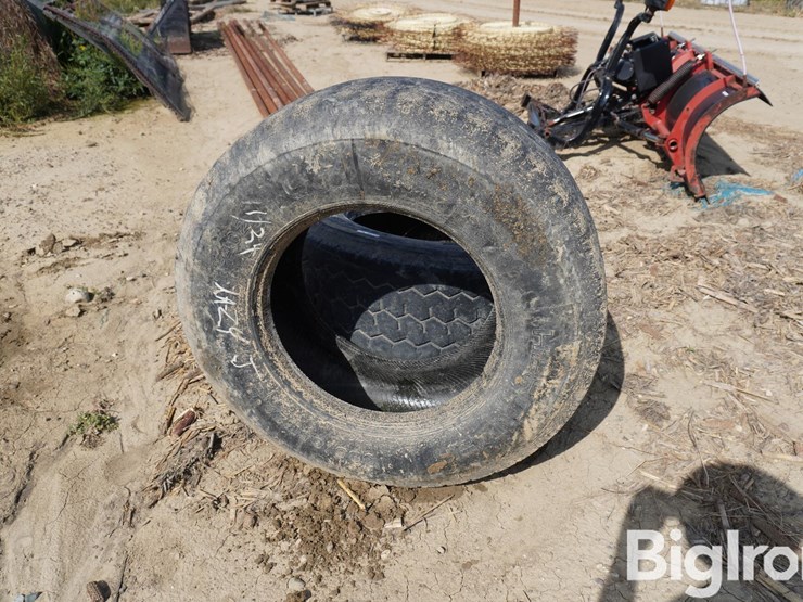 385/65r22.5-tires-image-13