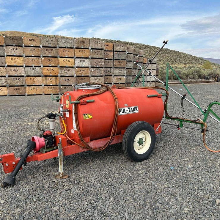 2018 Rears PLR335P30DA Orchard Sprayer with Spray Booms