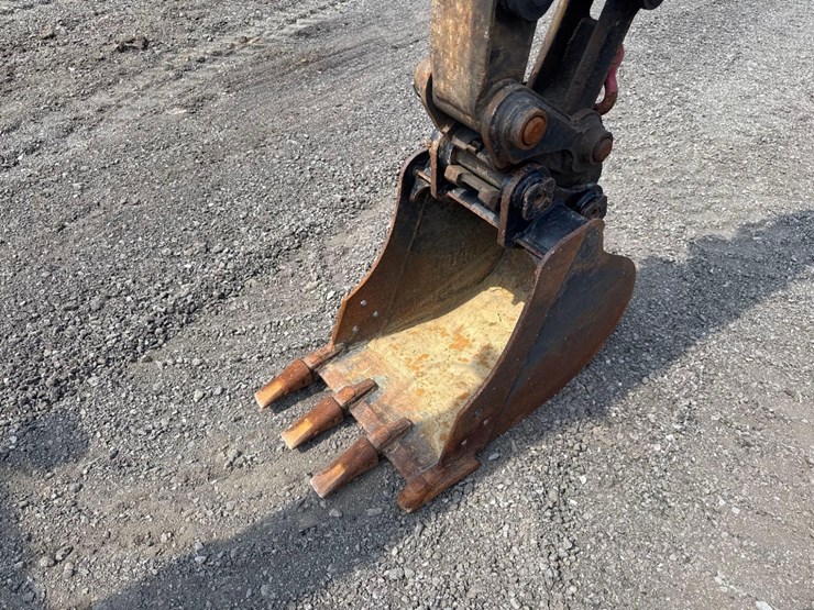 2014-caterpillar-303.5e-cr-image-23