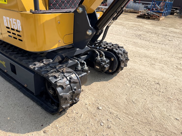 #213-•-new-rt15r-mini-excavator-image-11